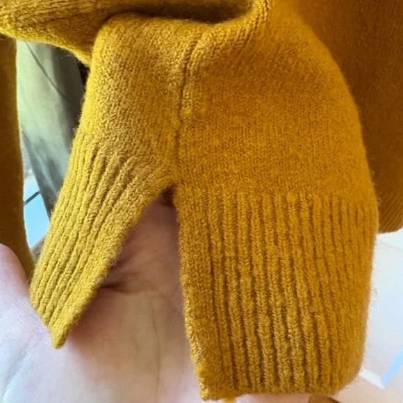 Madewell | Redmond Mockneck Pocket Sweater | Small - Picture 7 of 9